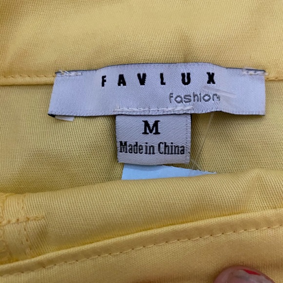 🍋Favlux Yellow Mini Skirt!🍋 - Picture 2 of 2